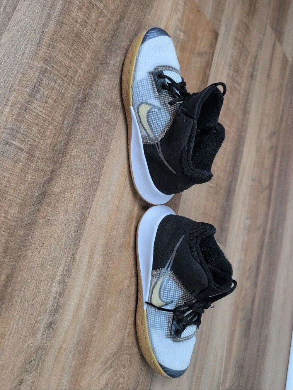Men's Size  5.5 Youth - Nike Kyrie Flytrap 4 Black Cool Grey-White